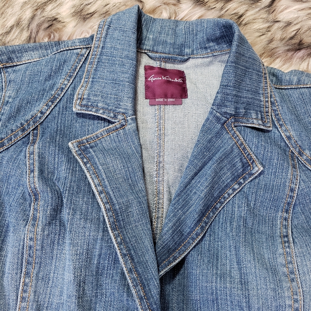 Jeans jacket - Picture 3 of 7